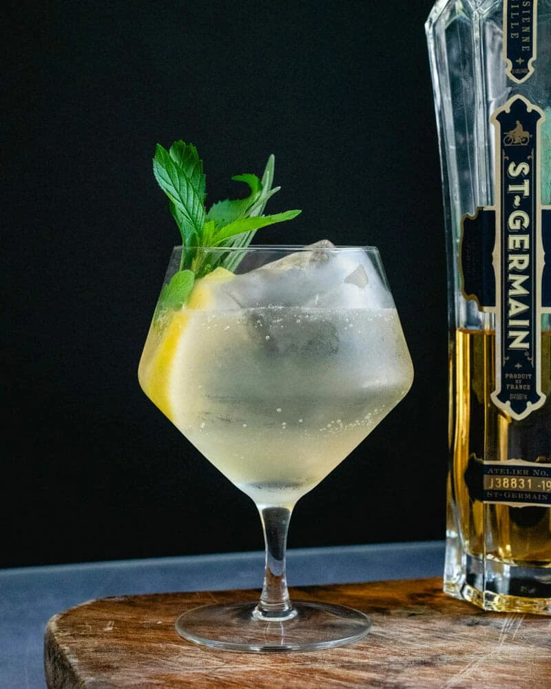 Elderflower cocktail